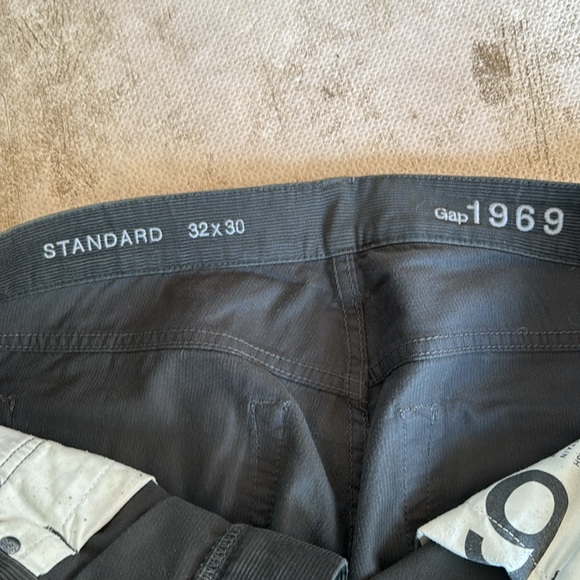 GAP men’s pants, corduroy - Picture 2 of 4